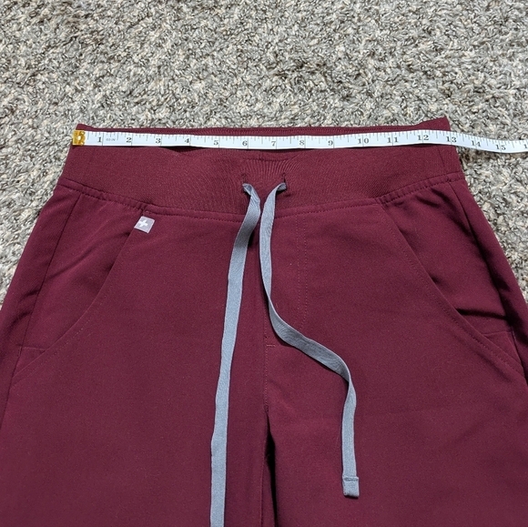 Figs Technical Collection Zamora maroon drawstring scrub pants XXS - Picture 10 of 10